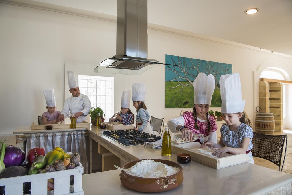 Hotel Masseria Il Melograno 5*